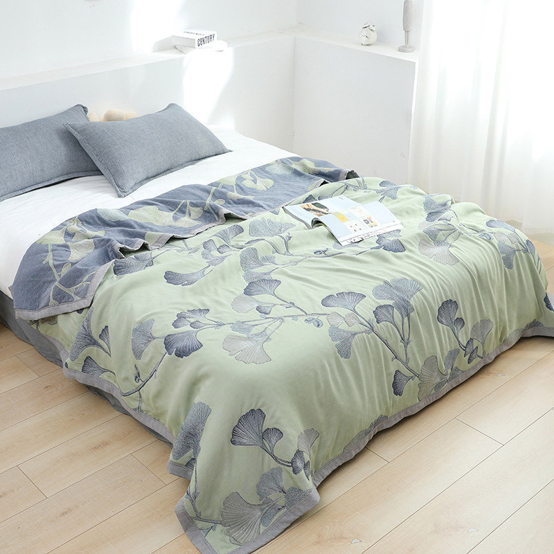 Home Textiles City - テキスタイルシティ ソフトな質感のライトグリーンのスローブランケット、イチョウ柄、オールシーズン対応の居心地の良い装飾、ベッド、ソファ、リビングルーム用